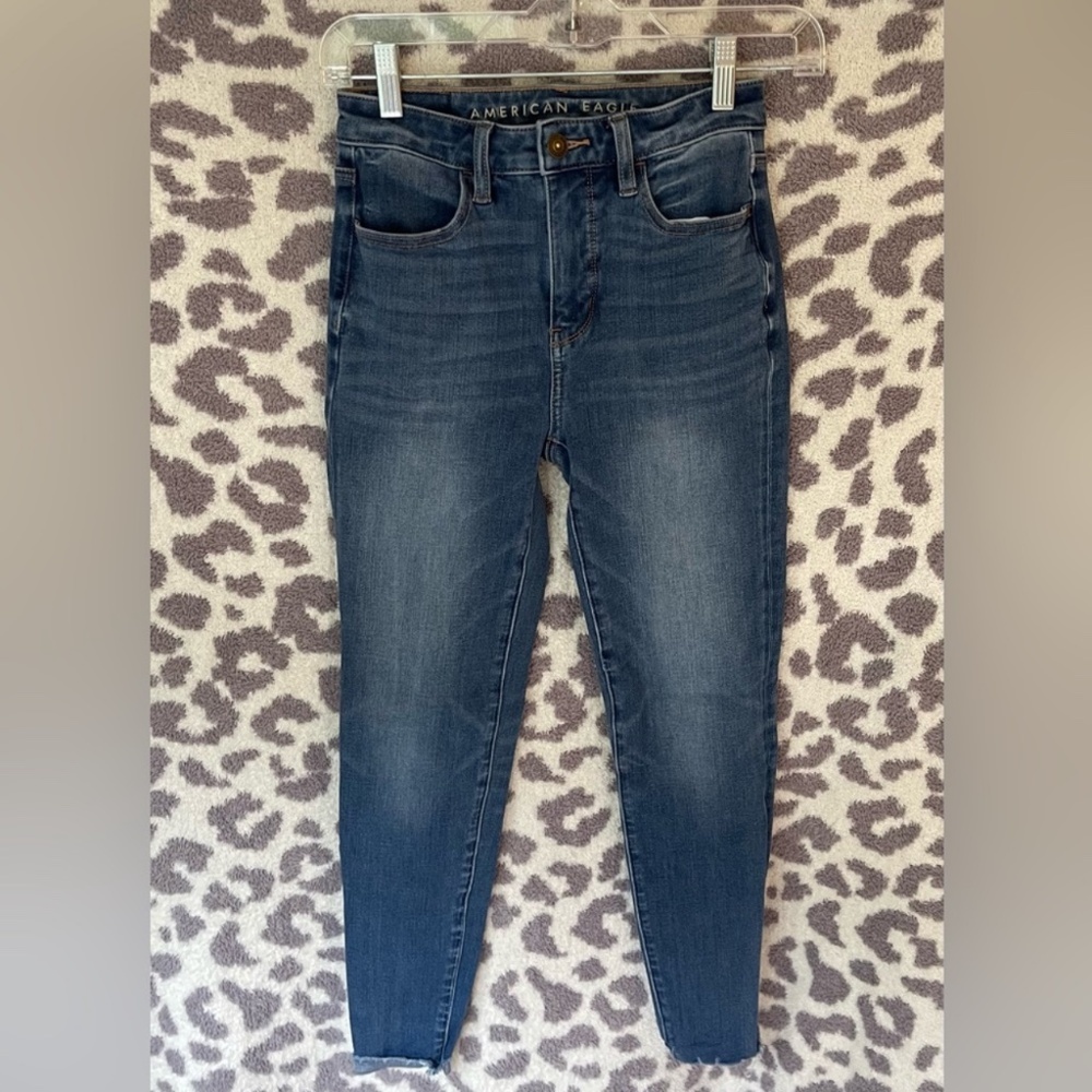 2 for $15! American Eagle medium wash jegging - 00